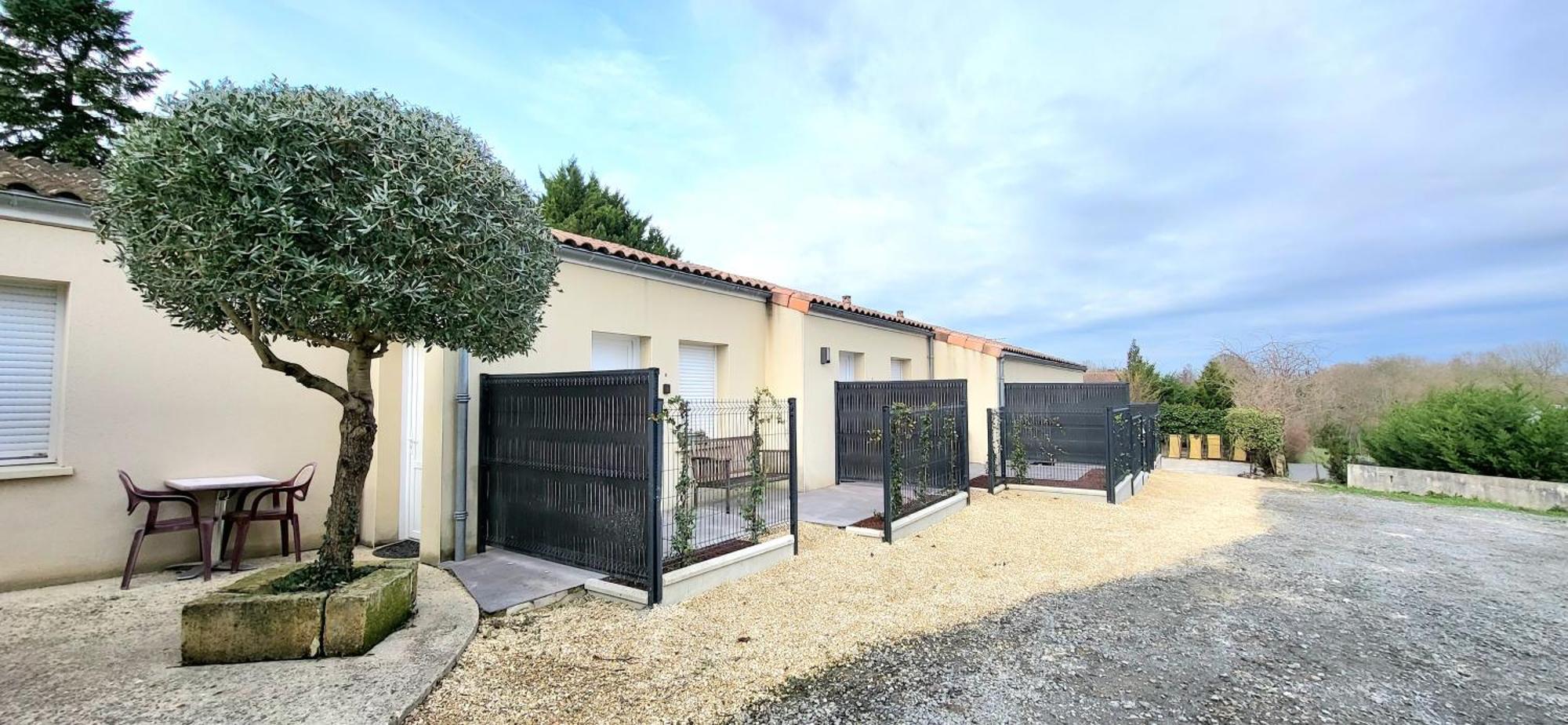 Residences Les Sansonnets "Appartements & Studios" جونزاك المظهر الخارجي الصورة