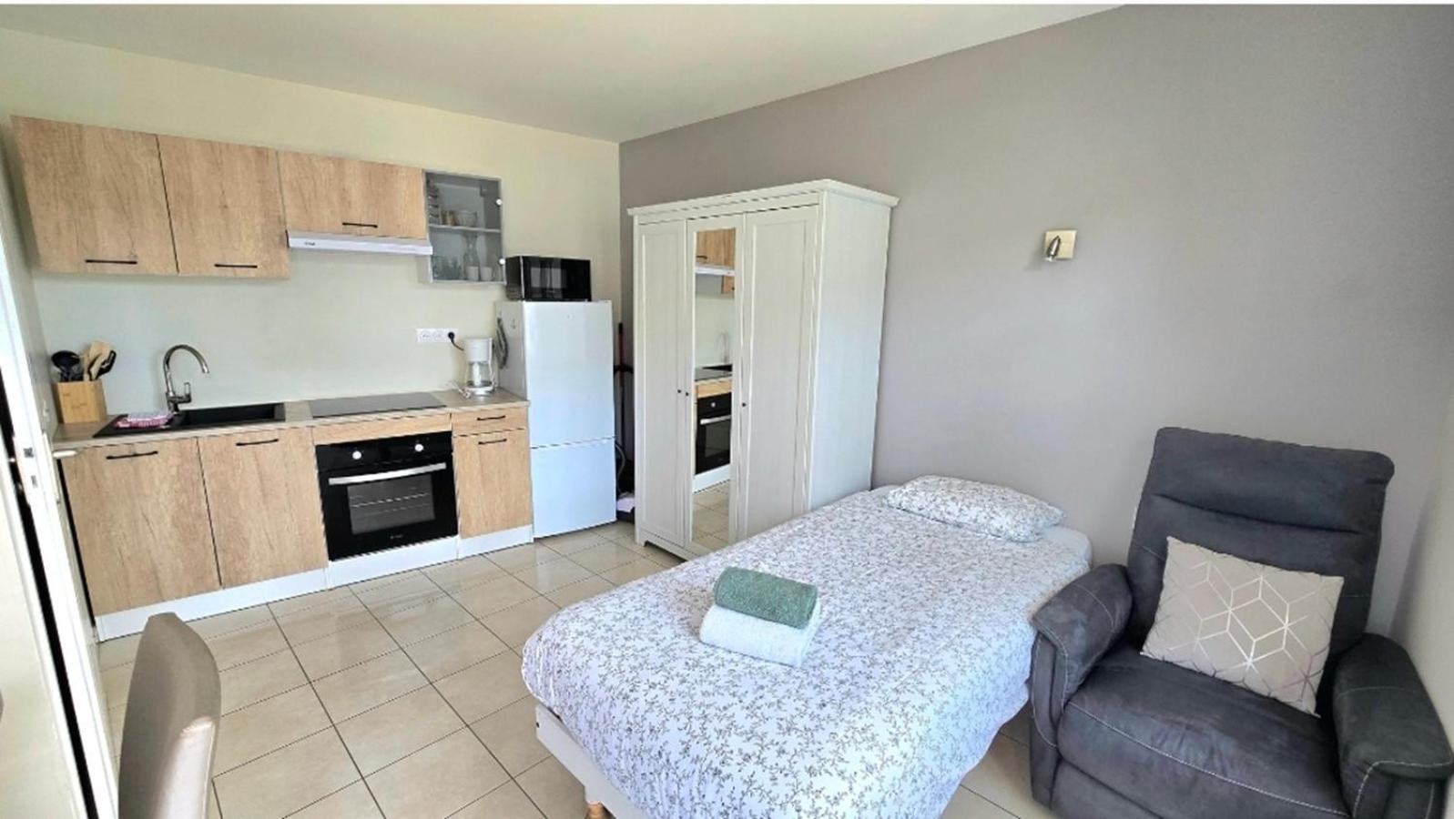 Residences Les Sansonnets "Appartements & Studios" جونزاك المظهر الخارجي الصورة